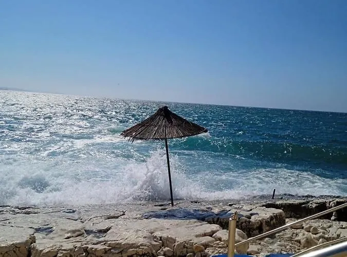 Riviera Rooms Sarande